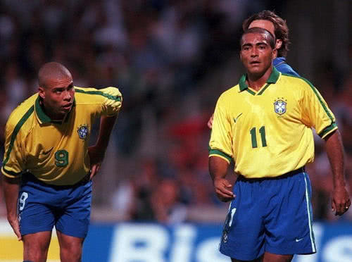 他的职业前 他的职业前