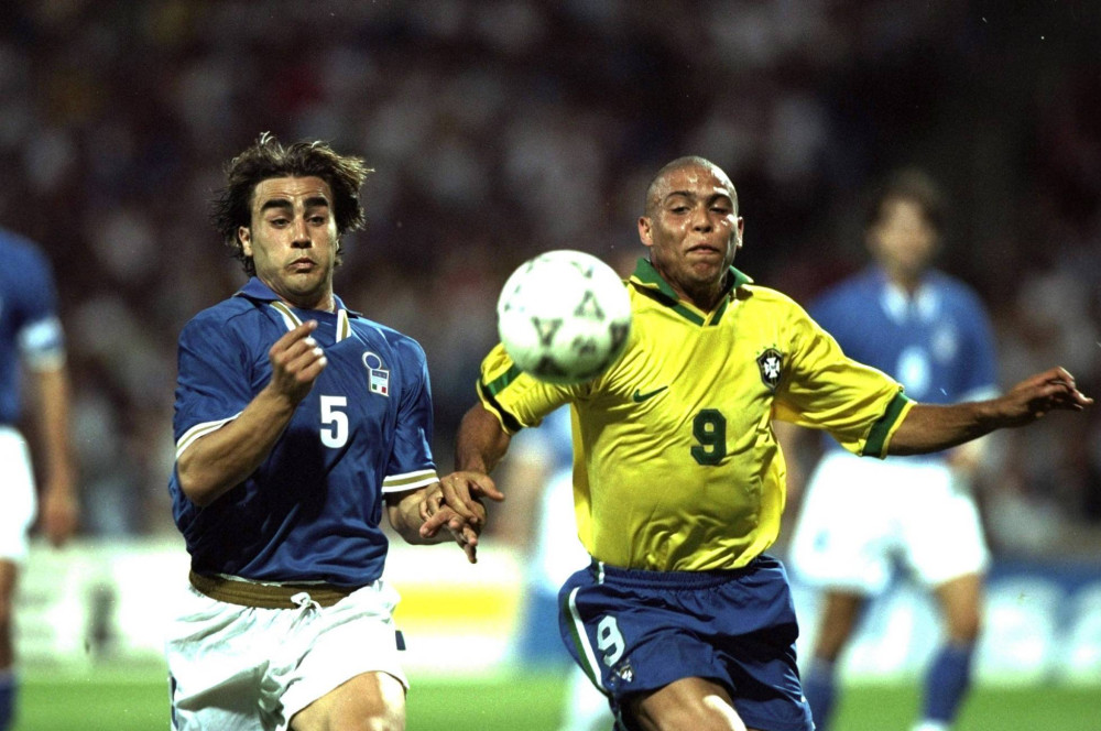 是坚守篮下 是坚守篮下