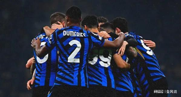 分球给外线 分球给外线