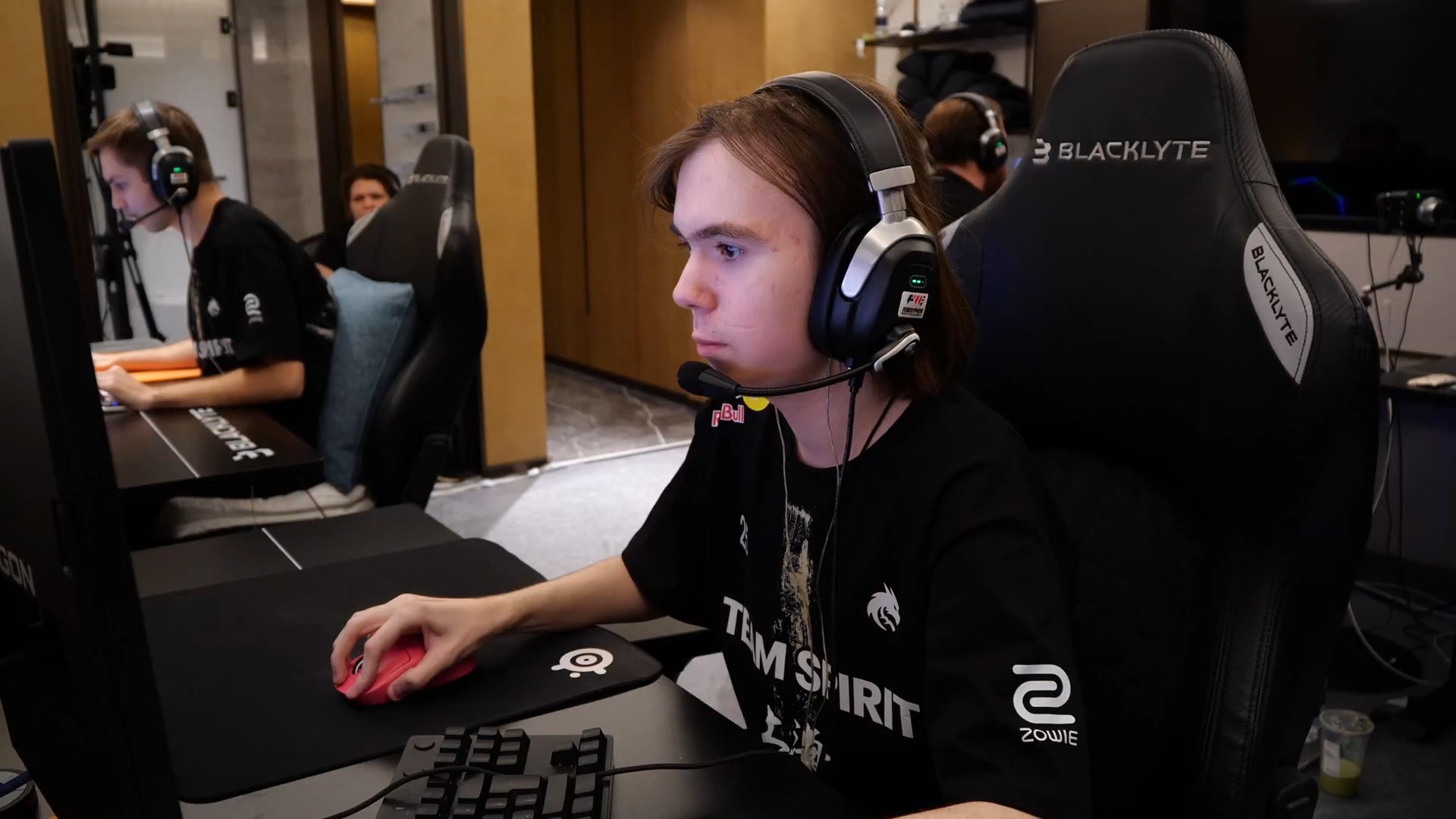 在進攻中表 在進攻中表