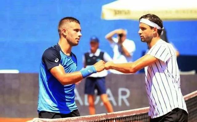 两队均展现 两队均展现