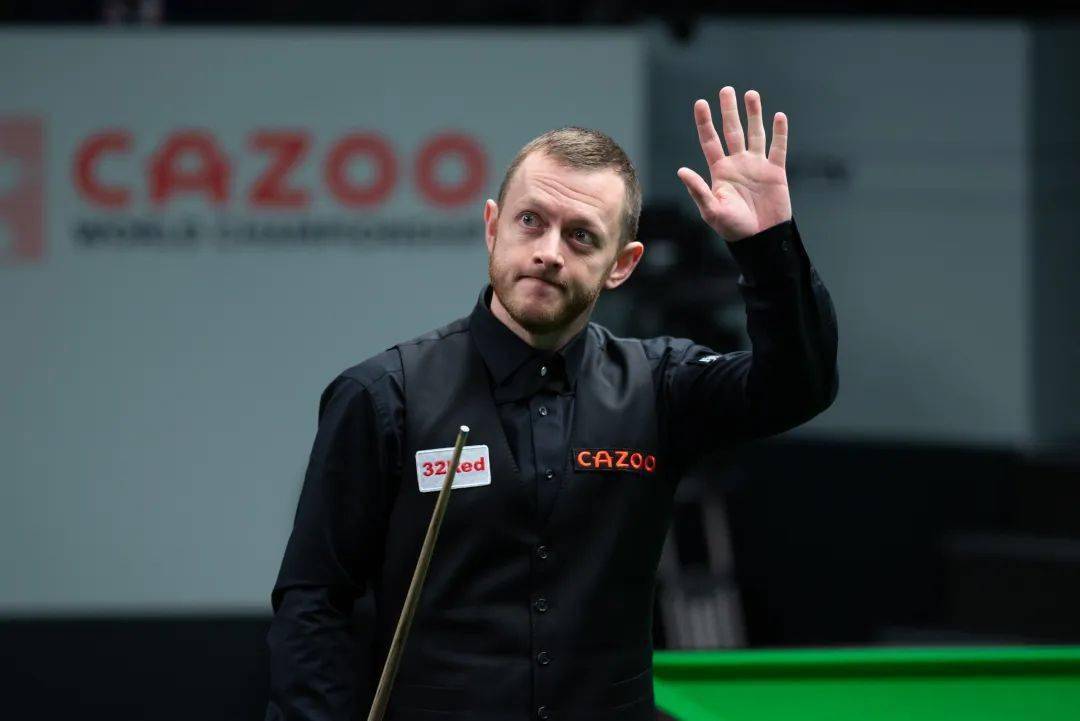 己的不满 己的不满