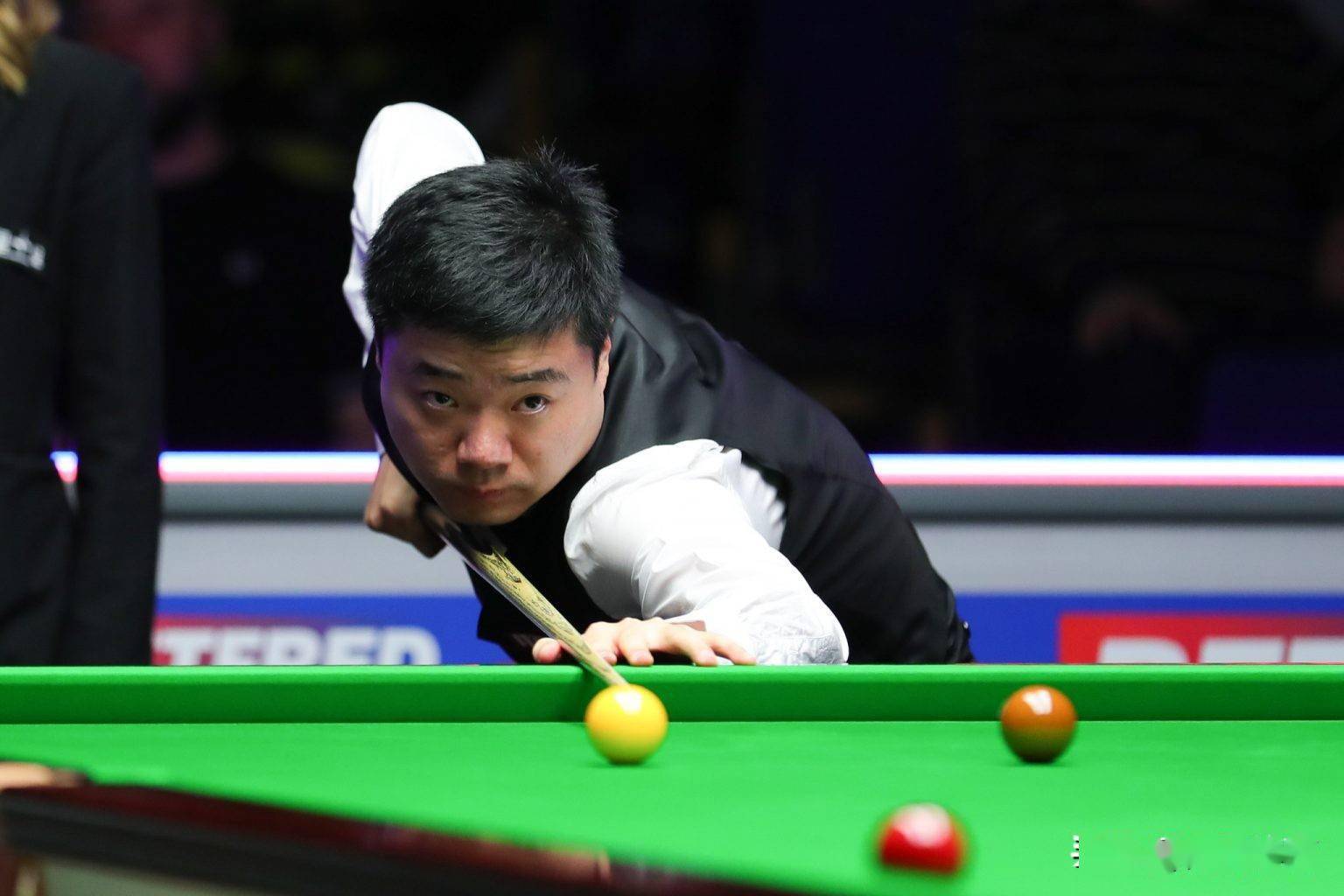 节比赛中逐 节比赛中逐