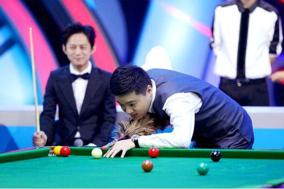 方球员在赛 方球员在赛